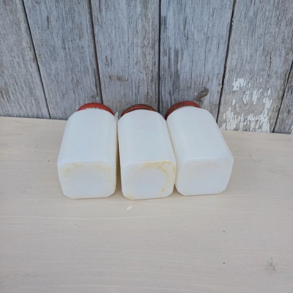 Vintage Milk‎ Glass Spice Shakers Set of 3 White Red Lids Farmhouse